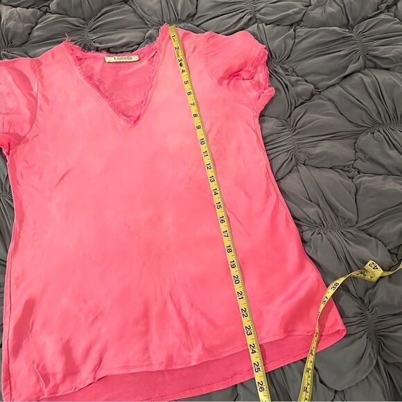 Liabella V Neck Blouse - Picture 6 of 6